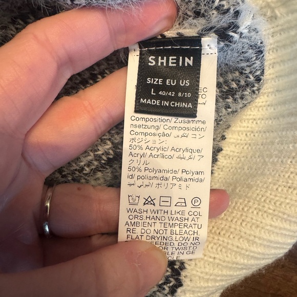 Women's Cardigan Trio in Navy, Olive Green and Black Chevron - Picture 4 of 10